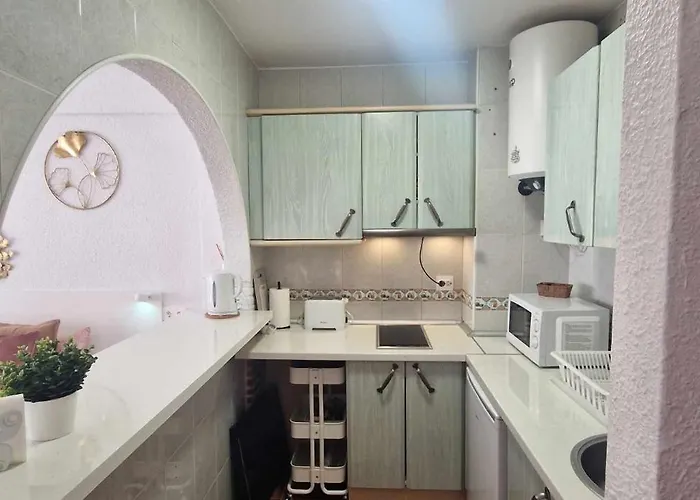 Harbor In * Fuengirola